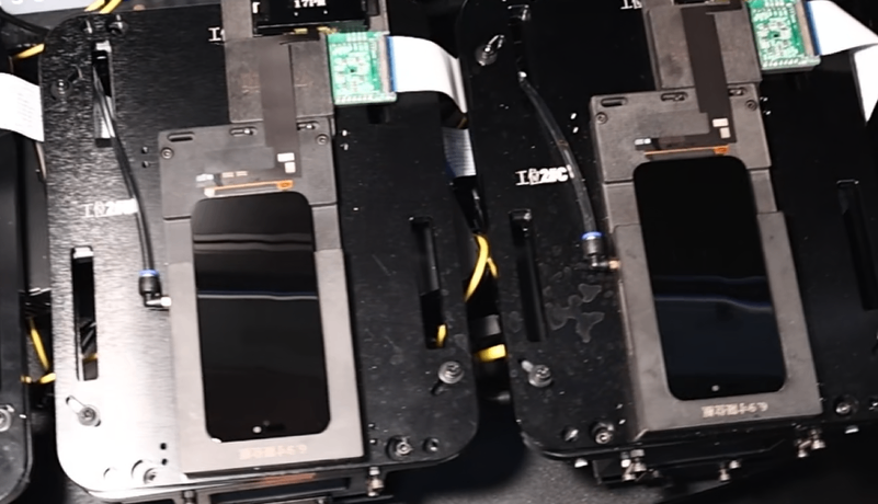 iPhone Screens