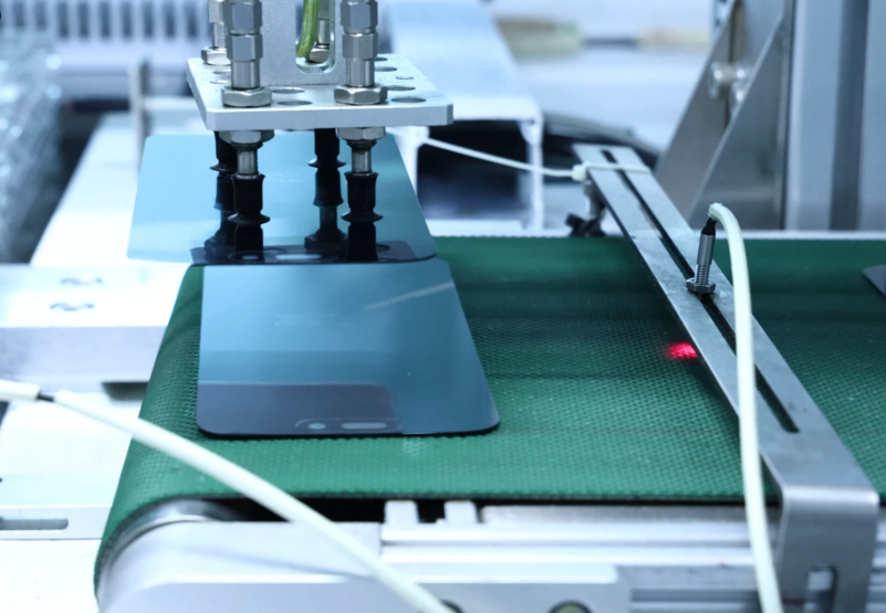  iPhone Screen Manufacturer