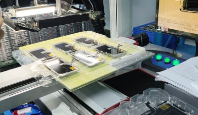 2026 iPhone Screen Sourcing Guide: Why Global Repair Chains Choose JH Screen Factory Direct Supply